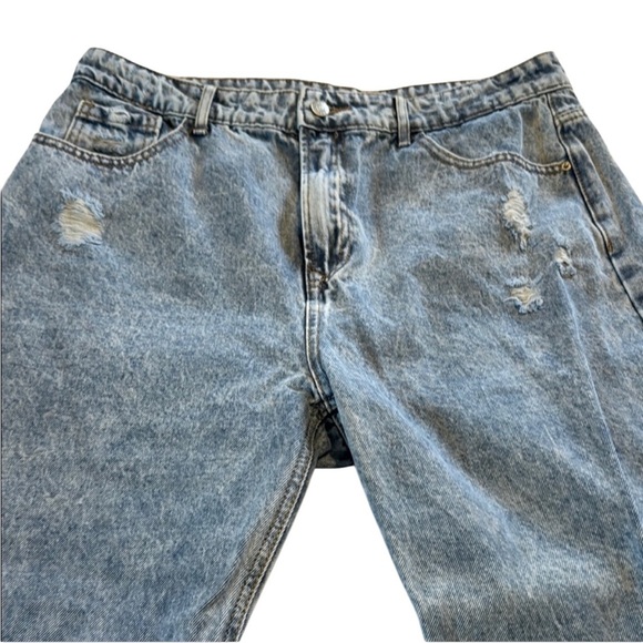 SHEIN EZwear Zipper Fly Tapered Jeans Straight Leg Light Wash Size 12/XL - Picture 2 of 9